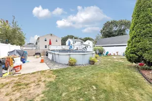 1816 River St, Boston, MA 02136 - Photo 36