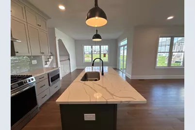 81 Pratt Avenue, Bridgewater, MA 02324 - Photo 6