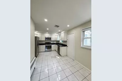 92 Woodcliff Rd, Brookline, MA 02467 - Photo 6