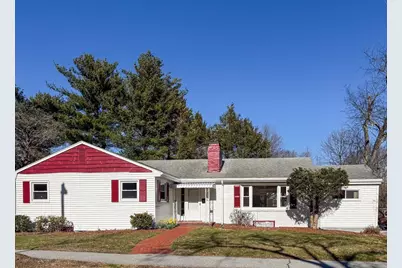 92 Woodcliff Rd, Brookline, MA 02467 - Photo 36