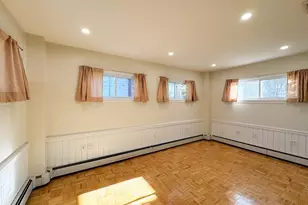 92 Woodcliff Rd, Brookline, MA 02467 - Photo 16