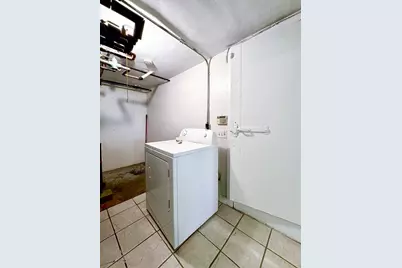 92 Woodcliff Rd, Brookline, MA 02467 - Photo 30