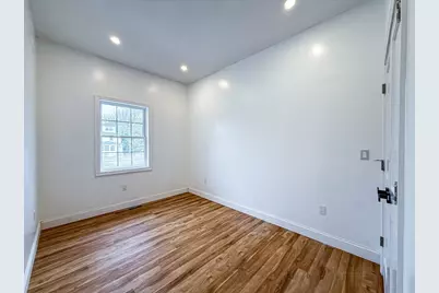 92 Winthrop St, Framingham, MA 01702 - Photo 10