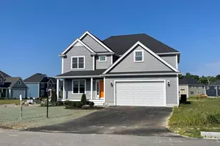 40 Titicut Ave, Bridgewater, MA 02324 - Photo 2