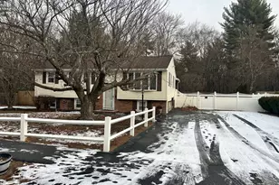 31 Harjean Dr, Billerica, MA 01821 - Photo 4