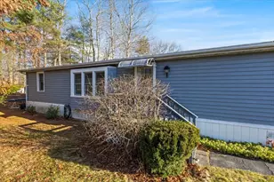 16 Liberty St, West Bridgewater, MA 02379 - Photo 4