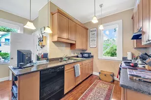 56 Warren Ave, Woburn, MA 01801 - Photo 8