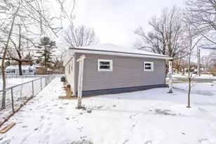 147 Bowles Park, Springfield, MA 01104 - Photo 4