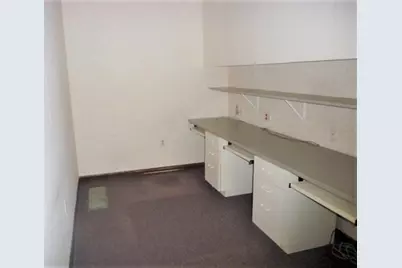 60 Brigham St, New Bedford, MA 02740 - Photo 22