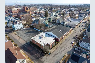 60 Brigham St, New Bedford, MA 02740 - Photo 4