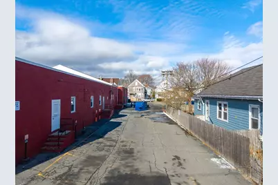 60 Brigham St, New Bedford, MA 02740 - Photo 8