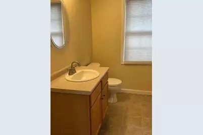 417 Hildreth St #3, Lowell, MA 01850 - Photo 12
