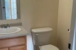 417 Hildreth St, Lowell, MA 01850 - Photo 4