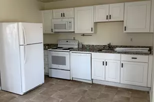 119-121 Elm St, Amesbury, MA 01913 - Photo 2