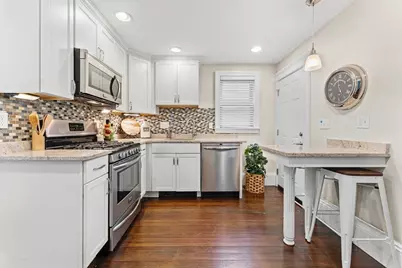 31 Wisconsin Ave #1, Somerville, MA 02145 - Photo 14