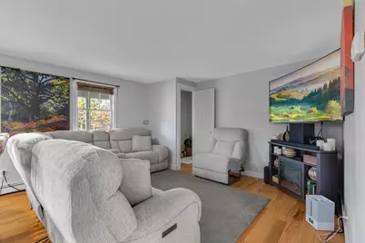 116 Franklin Ter, Tisbury, MA 02568 - Photo 4