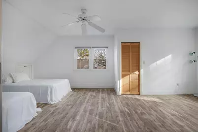 116 Franklin Ter, Tisbury, MA 02568 - Photo 16
