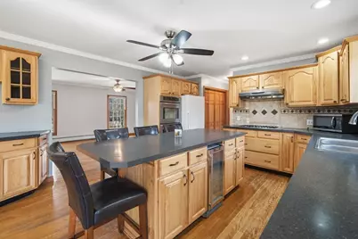1070 Glendale Road, Wilbraham, MA 01095 - Photo 8
