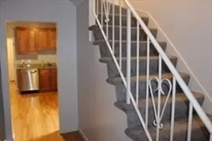 37 Lindsay St, Framingham, MA 01702 - Photo 8