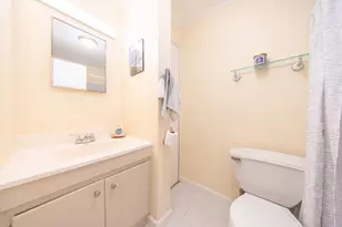 220 Essex St, Melrose, MA 02176 - Photo 12