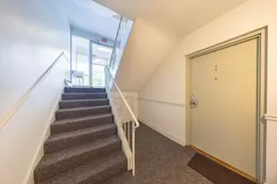 220 Essex St, Melrose, MA 02176 - Photo 30