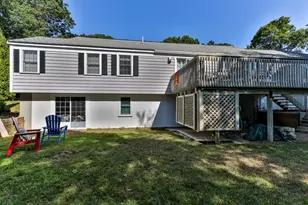 25 Embassy Ln, Yarmouth, MA 02675 - Photo 2