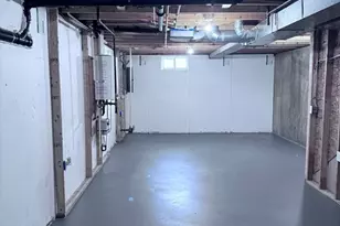 9 Columbia, Holyoke, MA 01040 - Photo 14