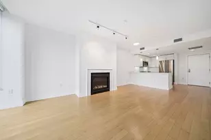 7 Beech St, Cambridge, MA 02140 - Photo 2