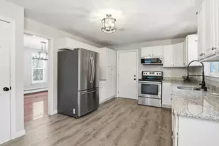 42 Catalpa Cir, Worcester, MA 01603 - Photo 6