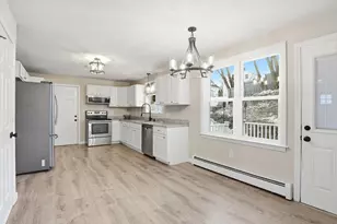 42 Catalpa Cir, Worcester, MA 01603 - Photo 4