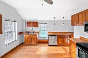 17 Suffolk St, Chelsea, MA 02150 - Photo 4
