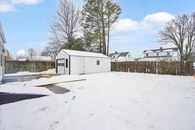 38 Tyrone St, Springfield, MA 01104 - Photo 6