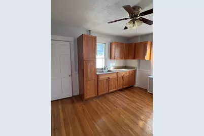 10-12 Foundry Avenue #1, Waltham, MA 02453 - Photo 2