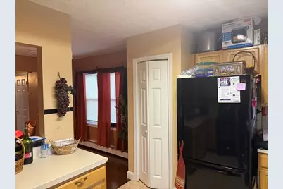 15 Marden Ave, Boston, MA 02124 - Photo 8