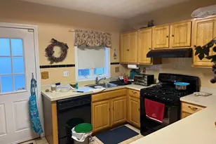 15 Marden Ave, Boston, MA 02124 - Photo 6