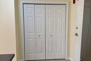 75 Walnut St, Peabody, MA 01960 - Photo 10