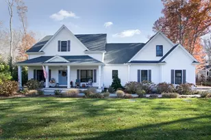 10 Fernmarsh Ln, Westport, MA 02790 - Photo 2