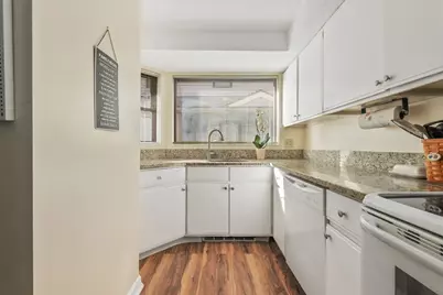 33 Maplewood Avenue #16, Gloucester, MA 01930 - Photo 10