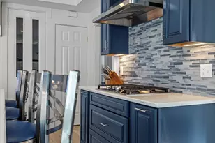 36 Summer St, Holbrook, MA 02343 - Photo 6