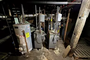 124 Pleasant St, Fitchburg, MA 01420 - Photo 30