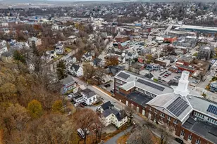 124 Pleasant St, Fitchburg, MA 01420 - Photo 12