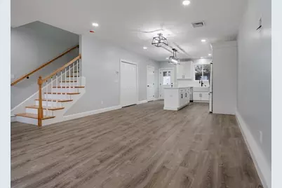 217 Earle St #2, Fall River, MA 02723 - Photo 4