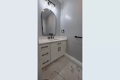 217 Earle St #2, Fall River, MA 02723 - Photo 8