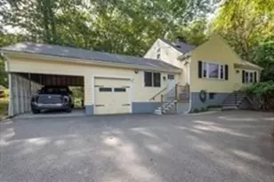 215 Blue Hill Dr, Westwood, MA 02090 - Photo 2