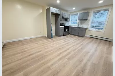 17 Hudson St #2, Boston, MA 02111 - Photo 6