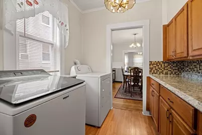 154 Glen St #1, Somerville, MA 02145 - Photo 8