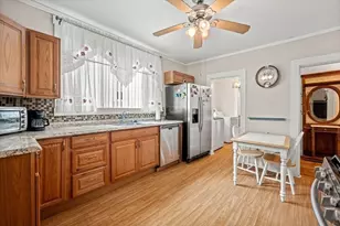 154 Glen St, Somerville, MA 02145 - Photo 6