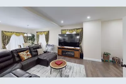 41 Modoc St, Worcester, MA 01604 - Photo 8