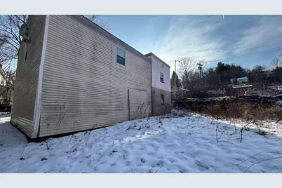 54 Commercial St, Palmer, MA 01069 - Photo 8