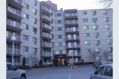 151 Coolidge Ave #706, Watertown, MA 02472 - Photo 1